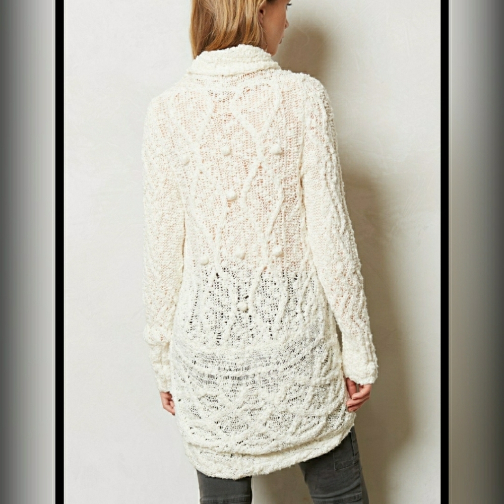 CLOSET CLOSING! Anthropologie Knitted & Knotted Cardigan